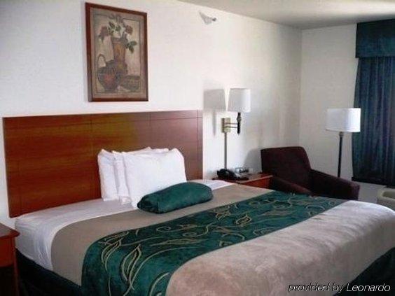 Hotel Baymont By Wyndham Wellington Habitación foto